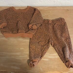 BabyGap Leopard Print Set (6-12 Months)